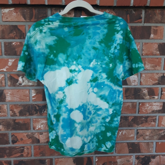 Tie-dye Volleyball BC T-shirt ( size M) - Picture 2 of 2